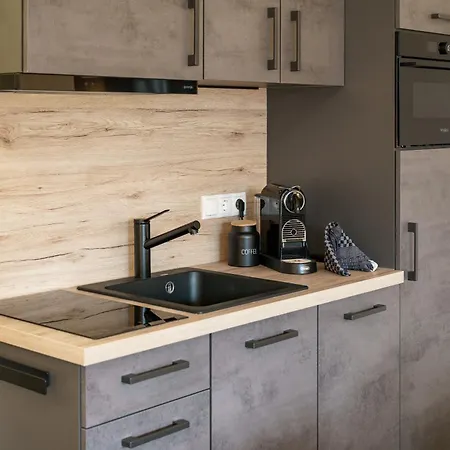 Apartment Alpine Four By Schladming-appartements Haus im Ennstal